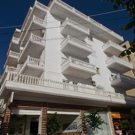 Coastline Apartments Sarandë Exteriör bild