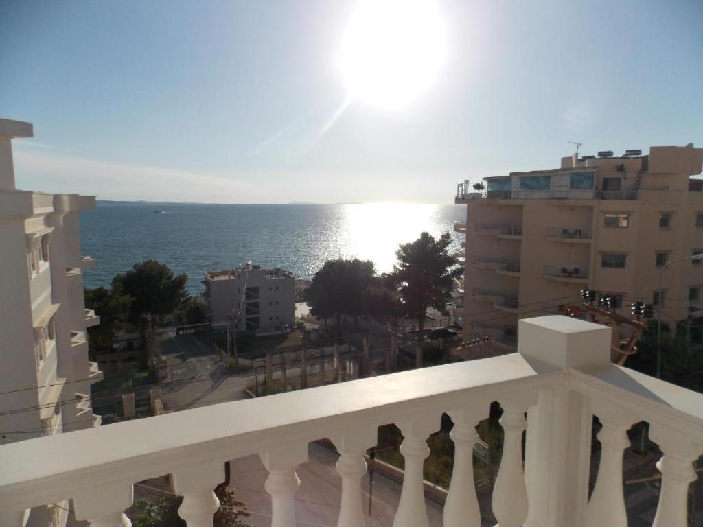 Coastline Apartments Sarandë Exteriör bild